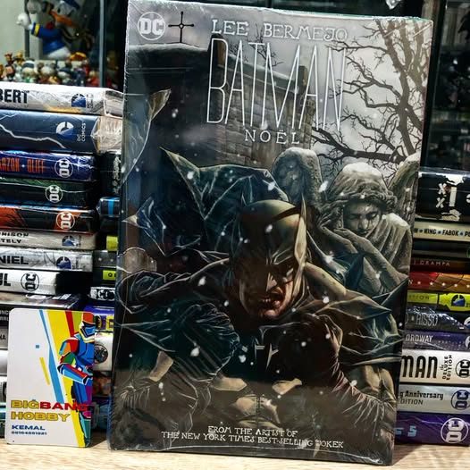 DC COMICS HARDCOVER
BATMAN NOEL DELUXE EDITION