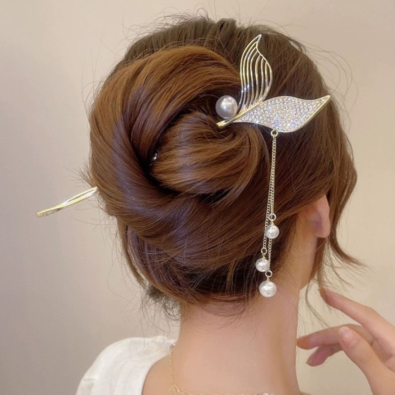 New Chinese Style Mermaid Hair Sticks Ancient Metal Rhinestone Pearl Long Tassel Hairpin Women