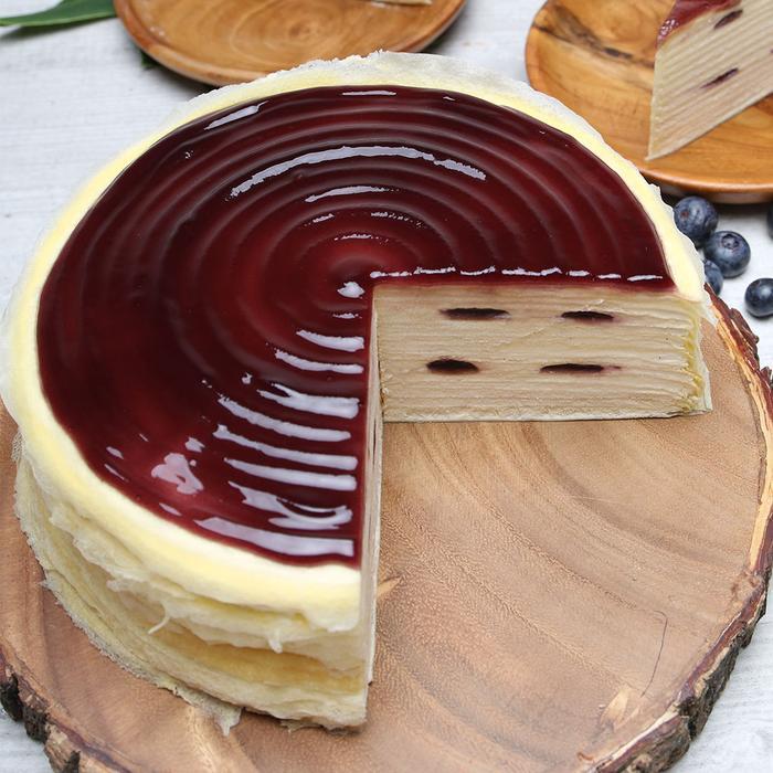 Sky Berry Night Mille Crepe