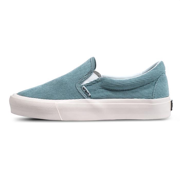 Aerostreet - Corduroy Slip On Blue White - Sepatu Sneakers Sepatu Kasual Pria Sepatu Kasual Wanita