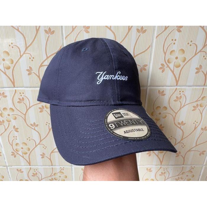 Topi New Era 9Twenty New York Yankees Animal Paisley Navy Small Cap 100% Original Resmi