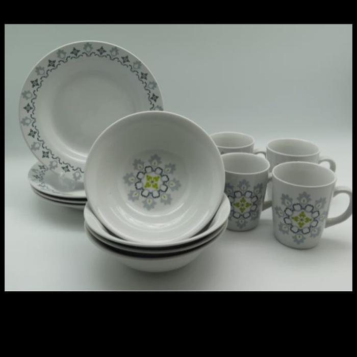 Piring Makan set/Piring makan motif batik