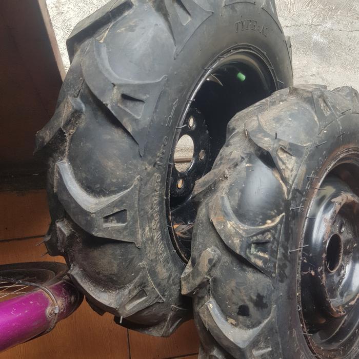 Ban traktor r13 uk 5.50 merk Quick