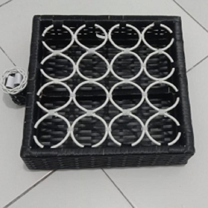 Kerangka Besi 16 Cup Tempat Aqua Gelas Bahan Rotan Plastik Keranjang Aqua Gelas Tempat Air Minum