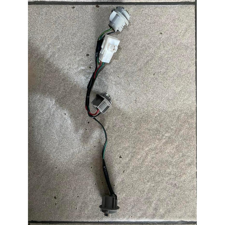 SOCKET LAMPU BELAKANG INNOVA INOVA PASSSS