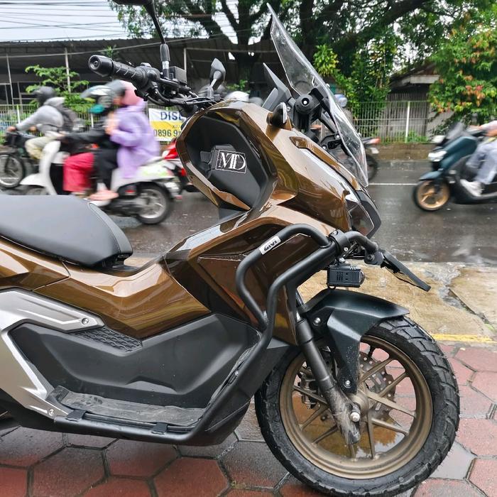 CRASHBAR ADV 160 ROADSYNC ABS DAN CBS ORIGINAL GIVI