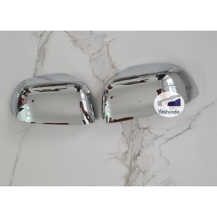 COVER SPION NISSAN MARCH