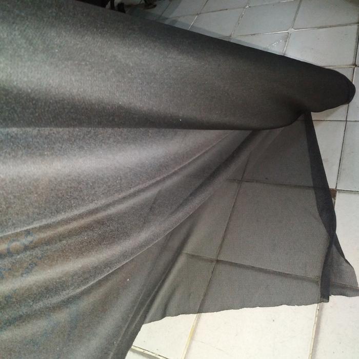 "New" kain trikot tipis warna hitam meteran