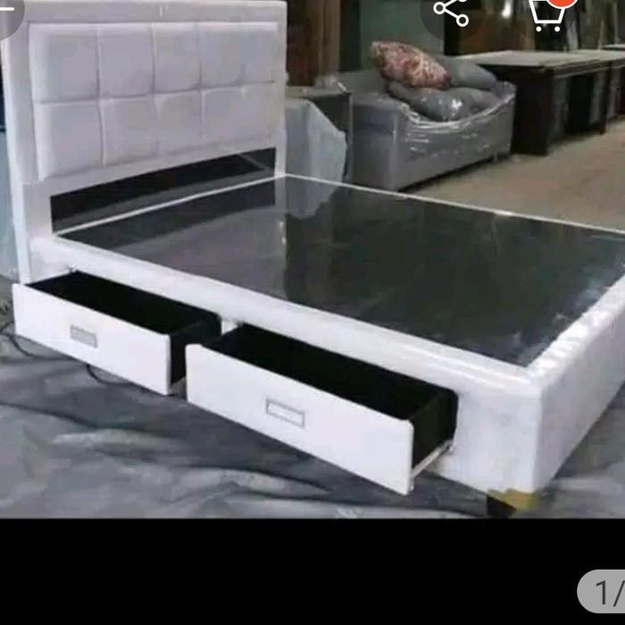 Divan Sandaran Plus Laci Uk 180X200