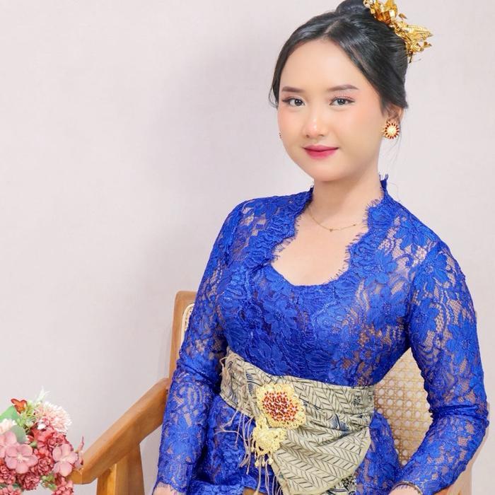 Kebaya Bali Metalik Claire Exclusive Series