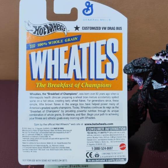 HOT WHEELS DRAG BUS WHEATIES