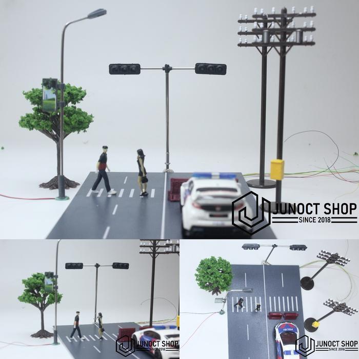 Weebitz Kids - Maket Lampu Lalu Lintas Jalan Traffict Light - Miniature Diorama
