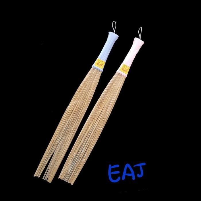 Sapu Lidi Kasur 2 Macan/Penebah Kasur 2 Macan