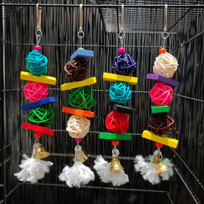 Mainan Gigitan Burung Parrot / Hiasan Kandang