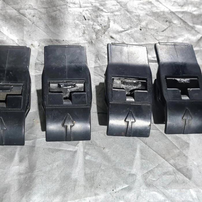 Bracket kancingan radiator bmw e36