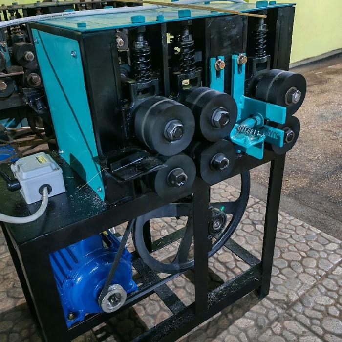 Mesin Tusuk Sate 3in1 Mini Multifungsi dengan Fungsi Penipis Pencacah dan Pembulat Cocok untuk Kebut