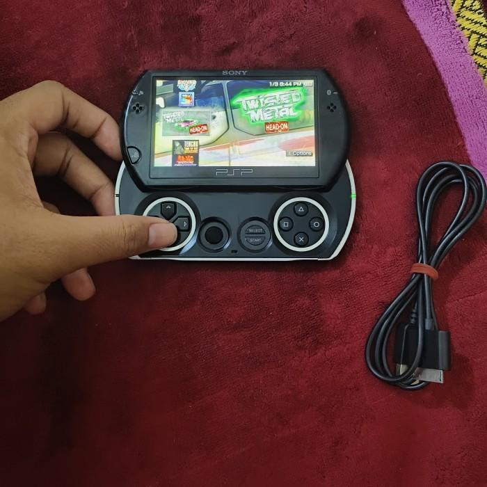 PSP GO SONY PSP GO 16 GB FULL GAME HITAM BATERAI AWET