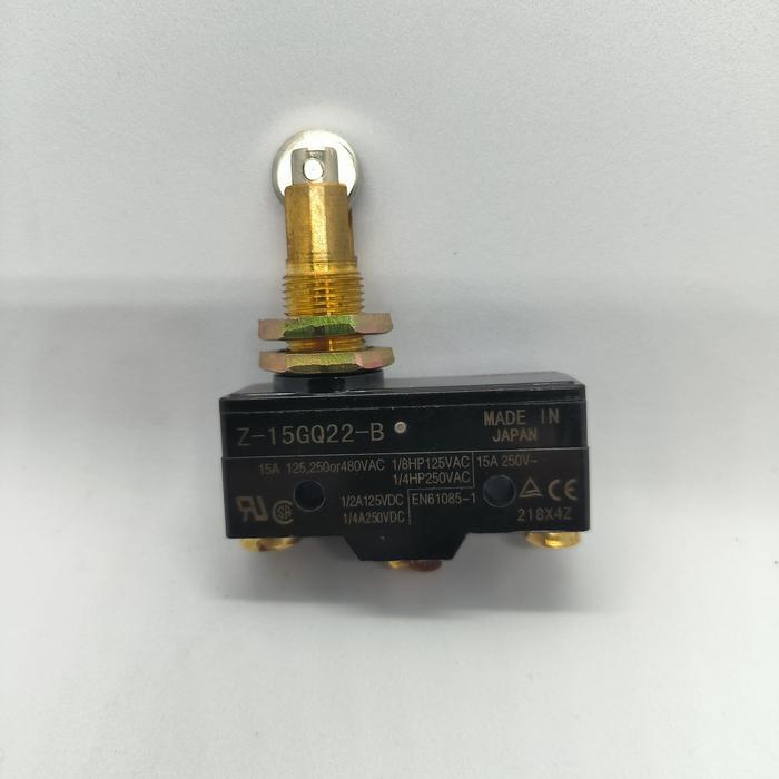 N3W MICRO SWITCH OMRON Z-15GQ22-B / LIMIT SWITCH OMRON Z15GQ22B