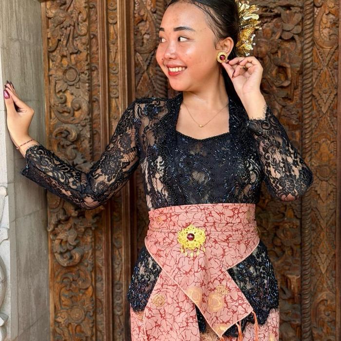 Kebaya Jadi Bali Brokat Payet Premium Murah
