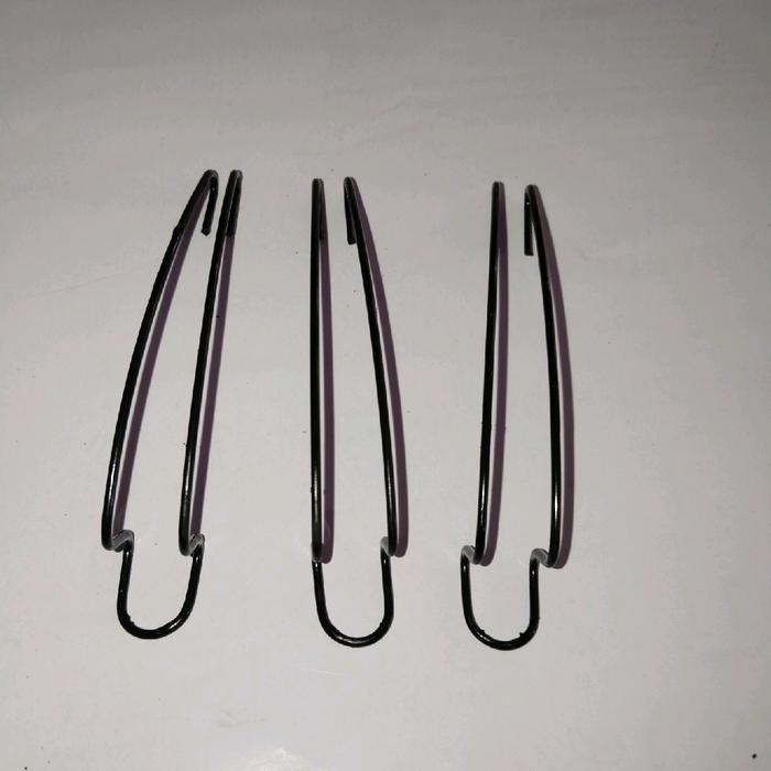 Klem kandang besi love bird kaki satu set tiga