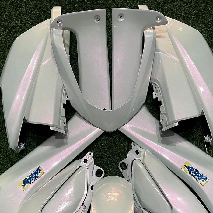 BODY NMAX OLD PUTIH LEMBAYUNG UNGU