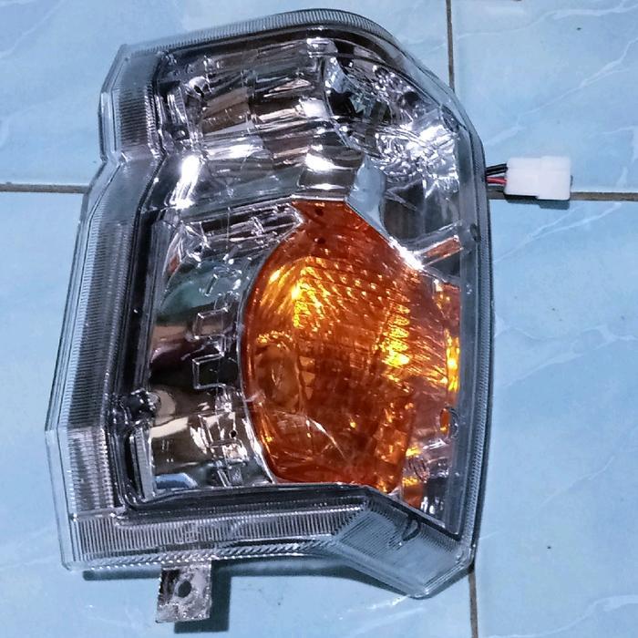 LAMPU SEN DEPAN ISUZU ELF NKR71