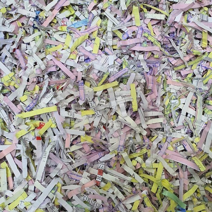 [] Potongan Kertas Bekas / Cacahan / Kertas Serut / Paper Shredder