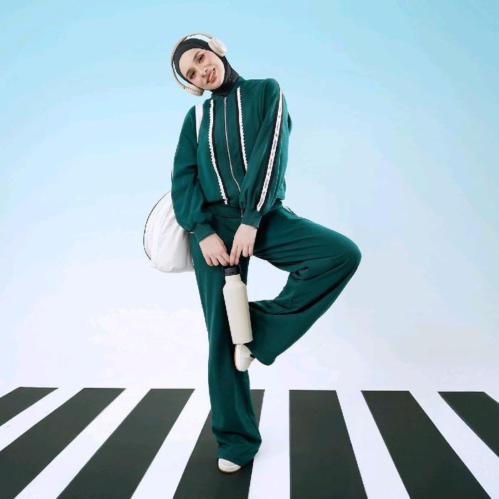 MANDJHA JESSY SET BY IVAN GUNAWAN Setelan