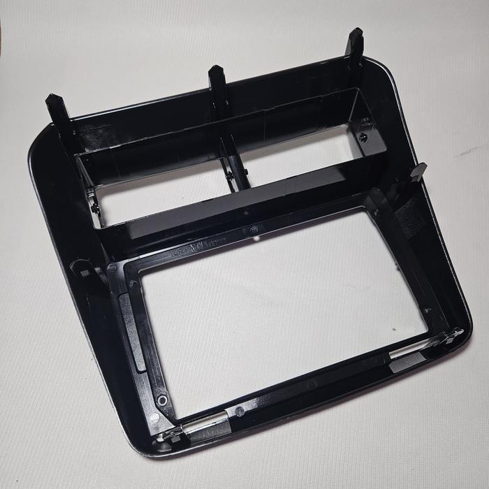 (COD) Frame Head Unit 9 inch Mobil Agya Ayla 2013