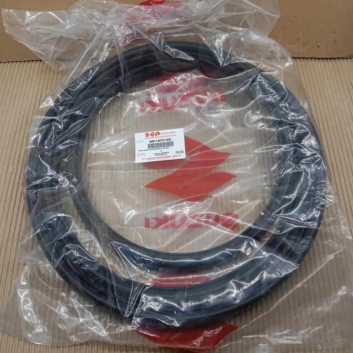 84611-80101 Karet Kaca Depan Katana