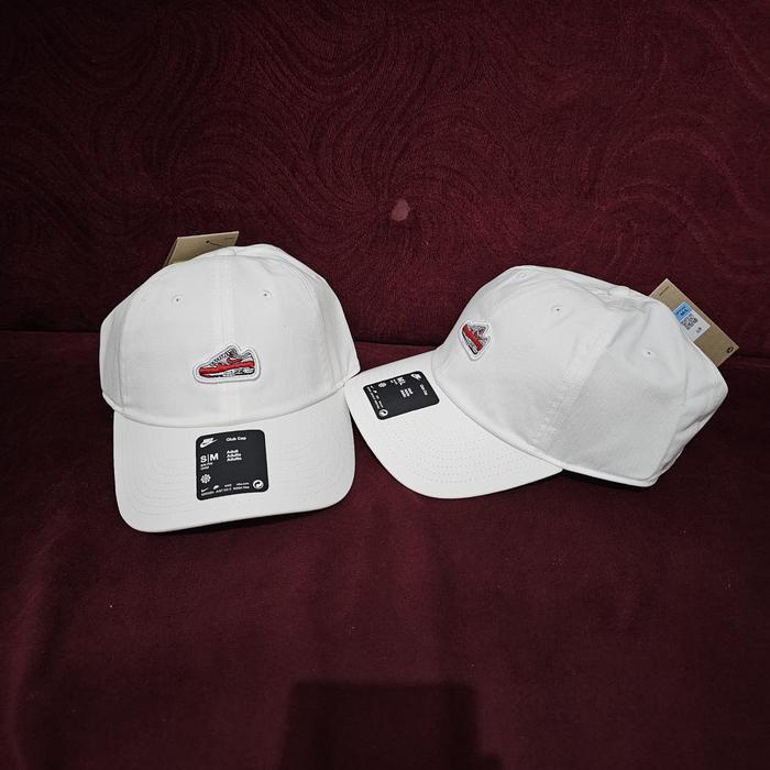 NikeOriginalClubUnstructuredAirmaxCapHatWhiteOriginalBnwt