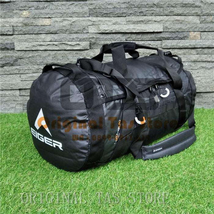 Packable Duffle Bag Eiger Layover 30 Black 910005602 Folded Duffle 30L Traveling