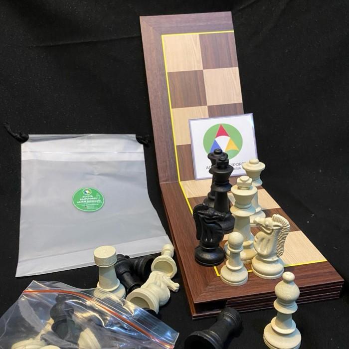 Papan Catur Standar Percasi Buah Catur Plastik