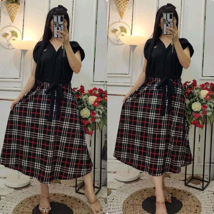 Tunik Dress Motif Kotak-Kotak Lengan Pendek