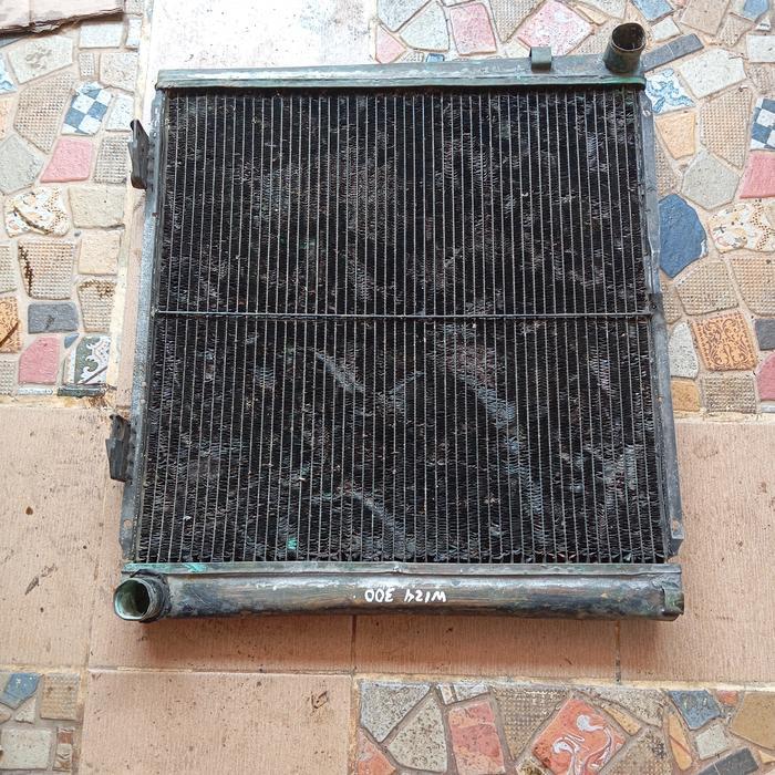 radiator mercy boxer w124 e300
