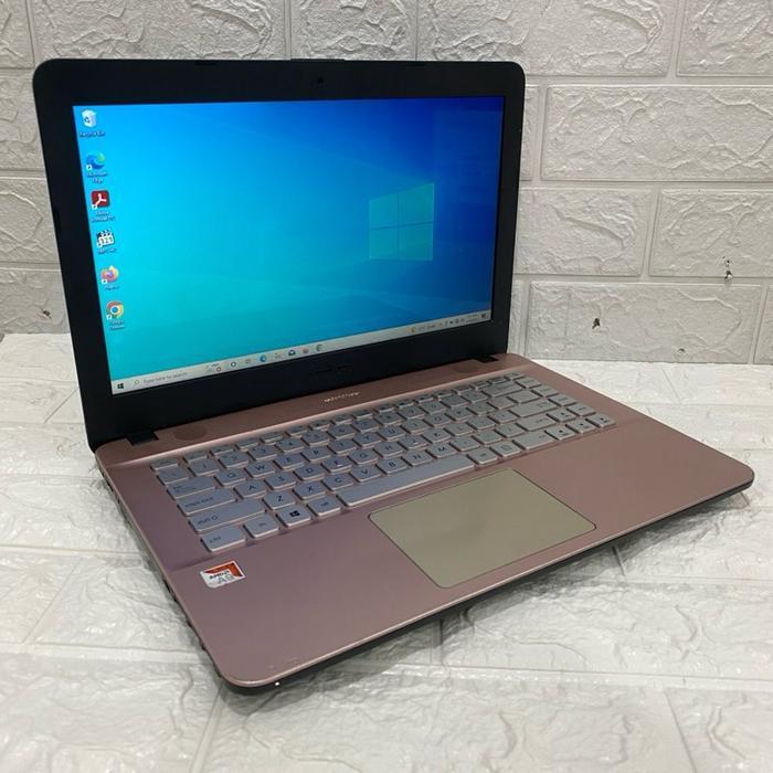 Laptop Asus x441b AMD A9 9425 - 01/26