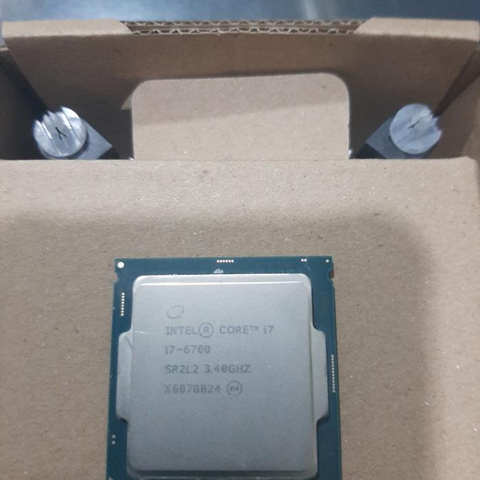 prosesor i7 6700 tray