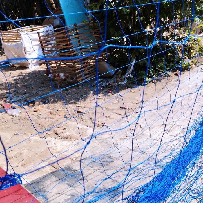 JARING PENGHALANG LAPANGAN VOLI DAN SEPAK BOLA 5X12 1,5MM