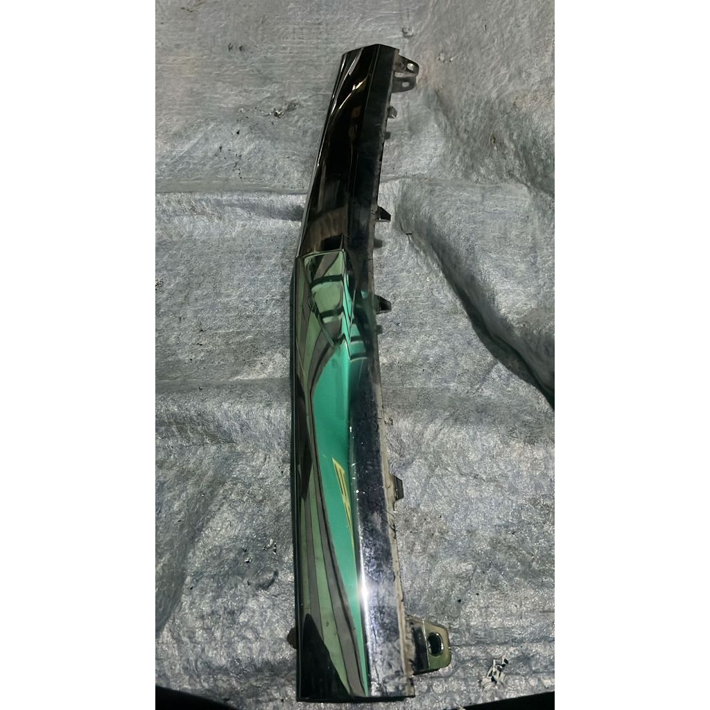 List chrome bumper depan Mercedes benz mercy W205 2017 original