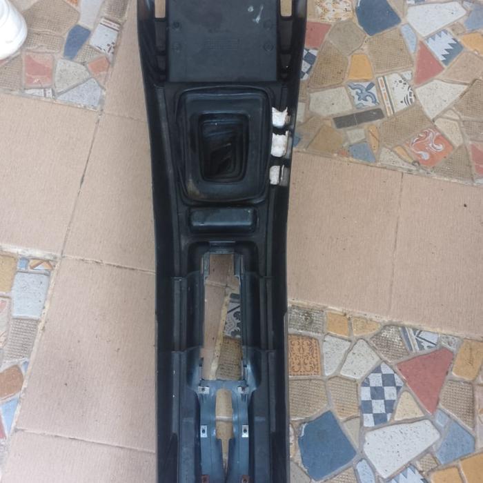 konsol box tengah Mitshubishi Lancer sl