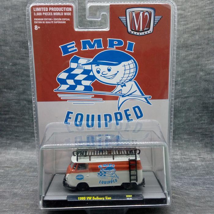 1:64 M2 MACHINES -- "EMPI EQUIPPED" 1960 VOLKSWAGEN VAN WITH RACK VW ORIGINAL QUALITY