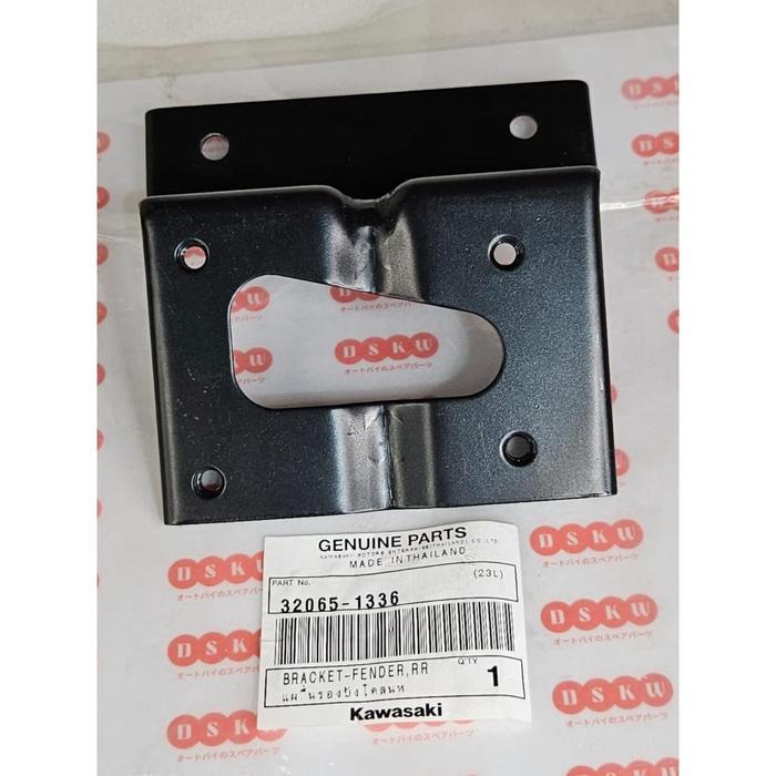 Stok Baru Breket Spakbor Belakang NINJA 150 RR OLD ZX150 KGP 32065-1336