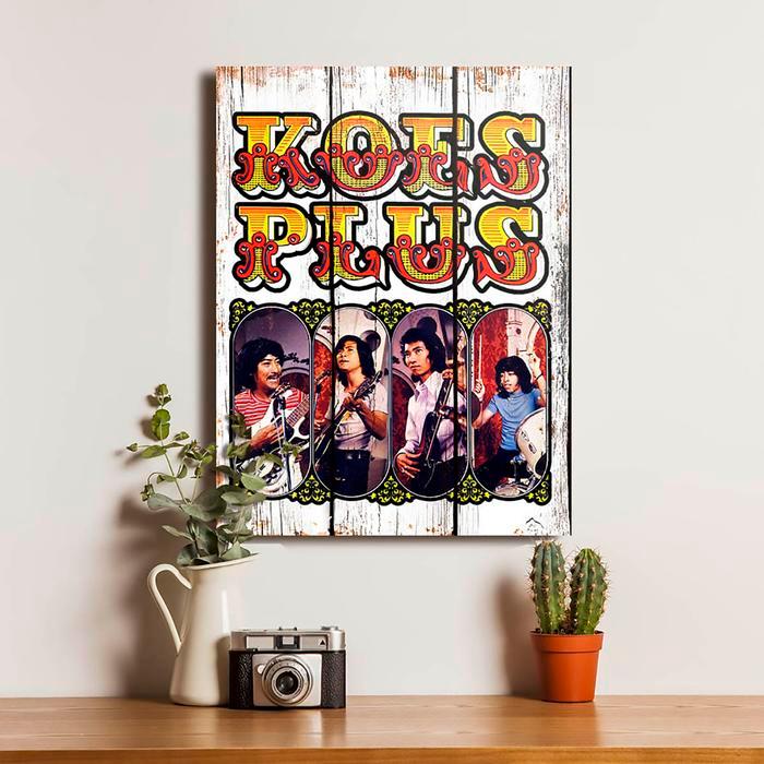 Poster Kayu Koes Plus Dekorasi Dinding Frame Kayu Gantungan