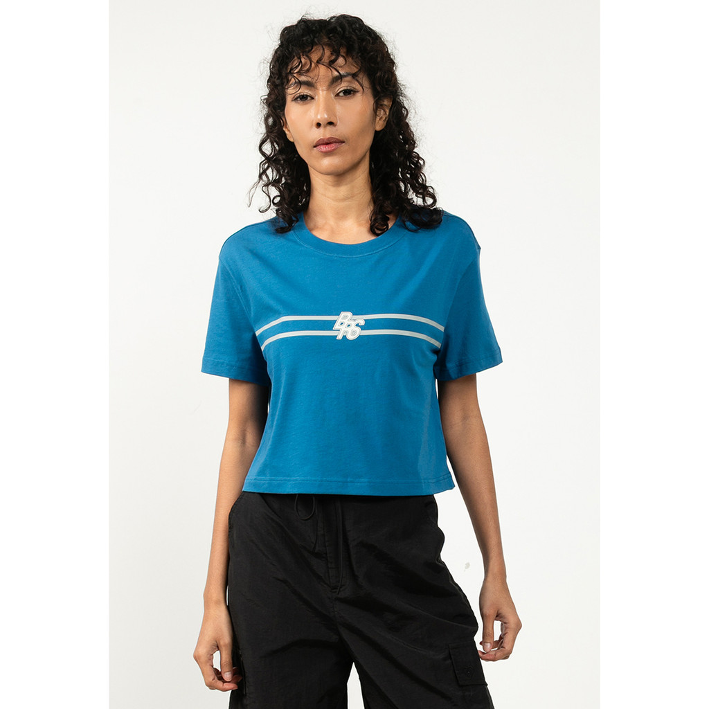 Nike Sportswear Club Loose Cropped T-Shirt Wanita