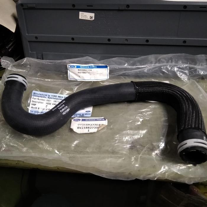 Selang Radiator Bawah Ford Fiesta Manual 8V218B273Da/Ad Ori