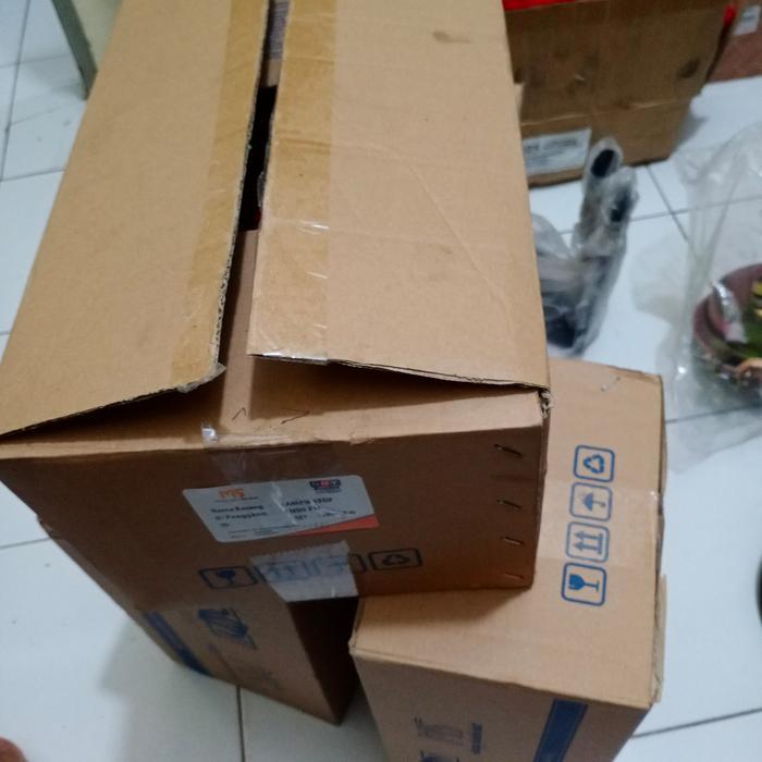 LAMPU STOP FUSO STOP BUNTUT VARIASI