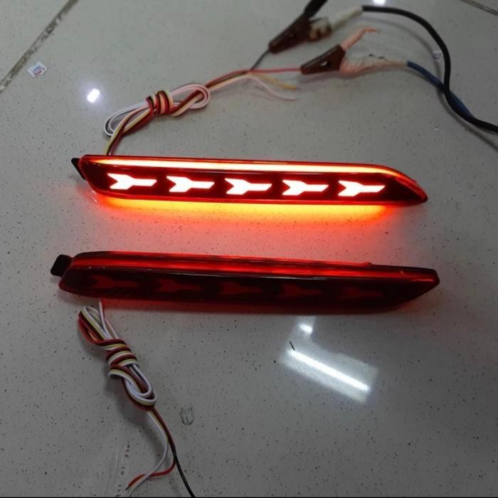Lampu reflektor bemper belakang inova 2008-2015 model panah
