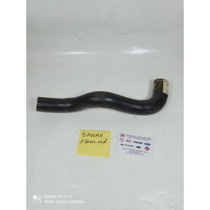 Selang Radiator Bawah Nissan Xtrail T30
