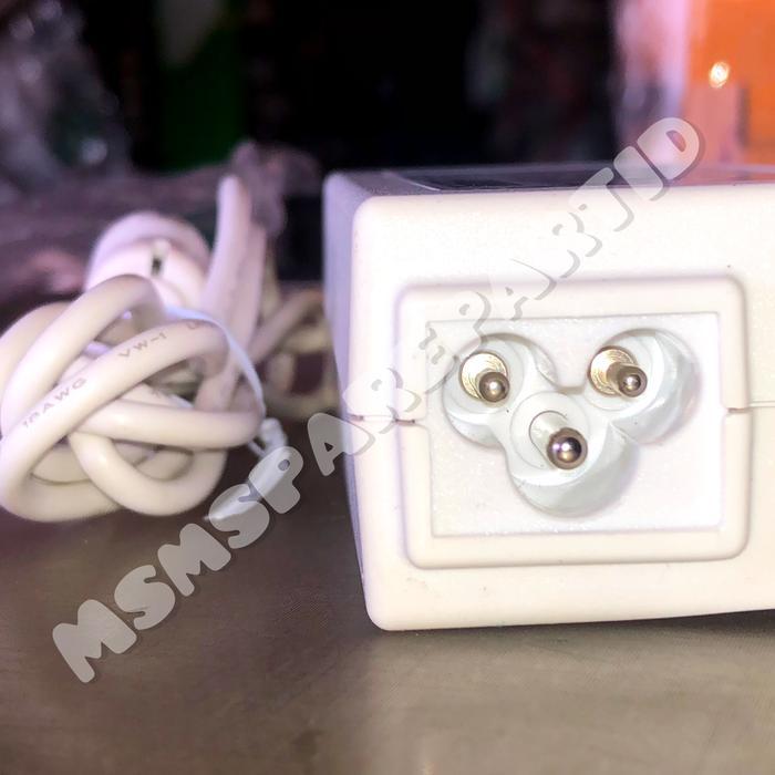 Adaptor Tv Lg Original Asli Da-48F19 19 V - 2,53 A