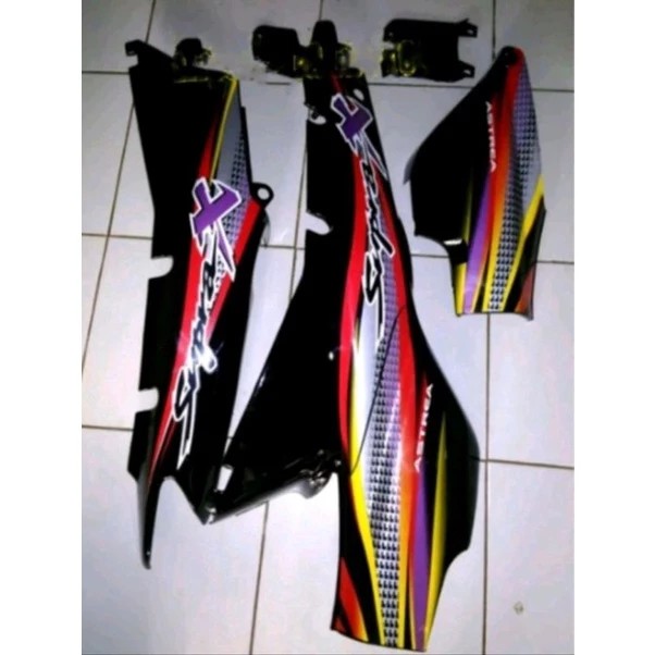 cover body supra x lama Body belakang supra x lama bahan tebal Cover body + box aki supra x lama set